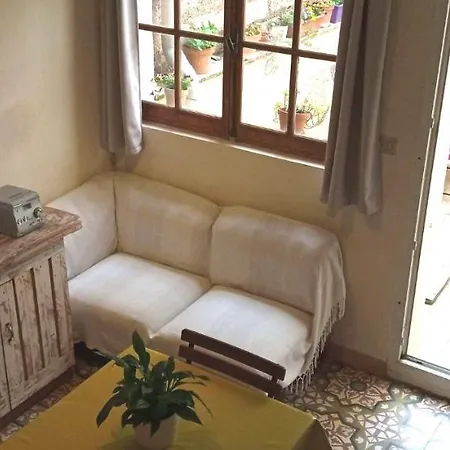 Terrasse Fleurie Apartment *