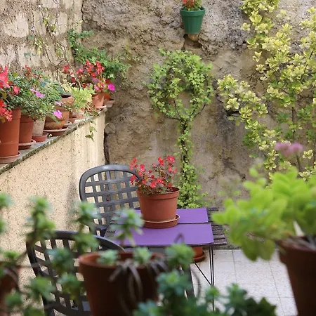 Apartment Terrasse Fleurie Pezenas